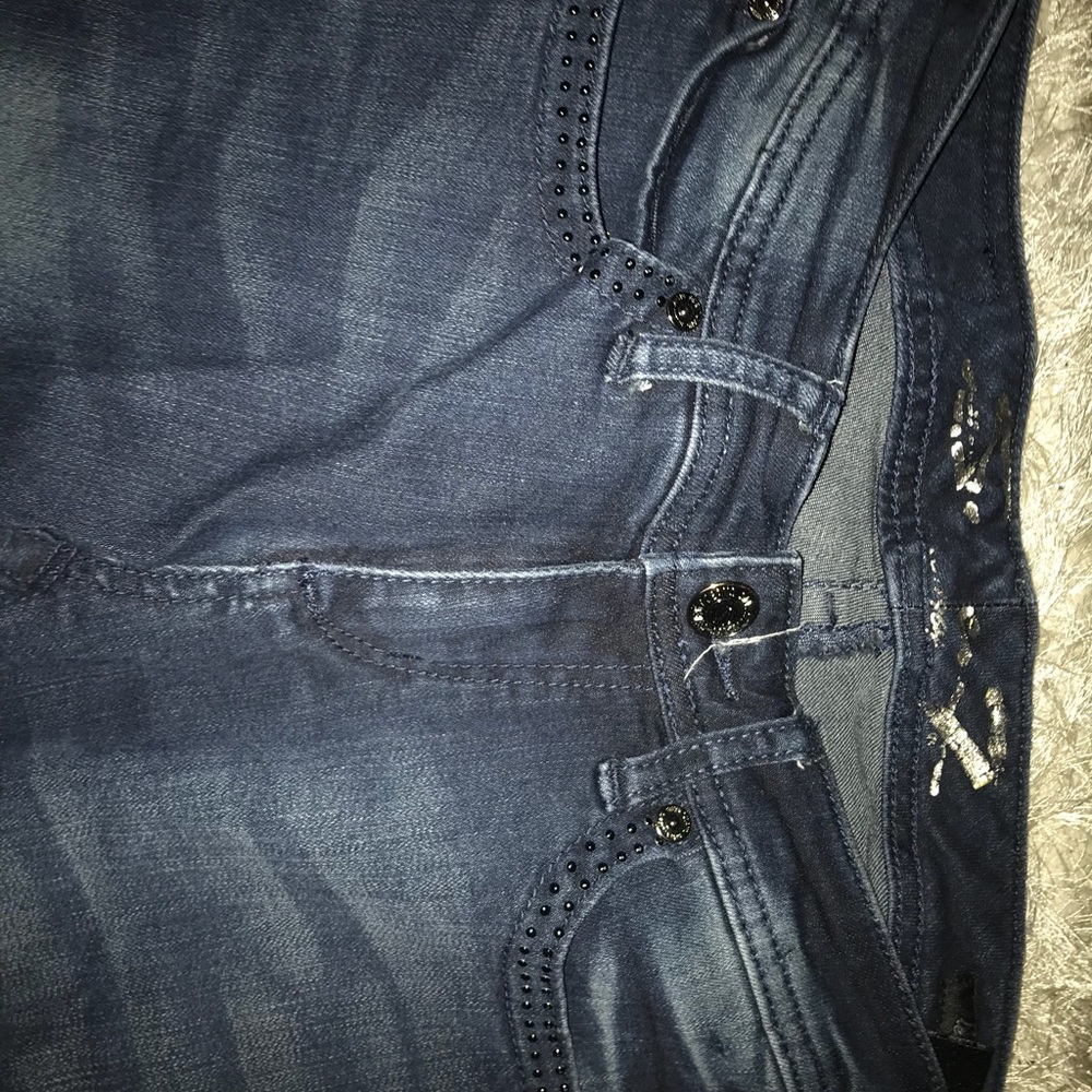 Jeans - Picture 2 of 5